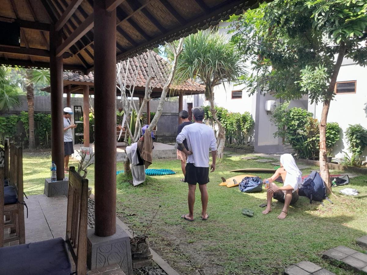 Khalisha Villa Airsatang Exterior foto