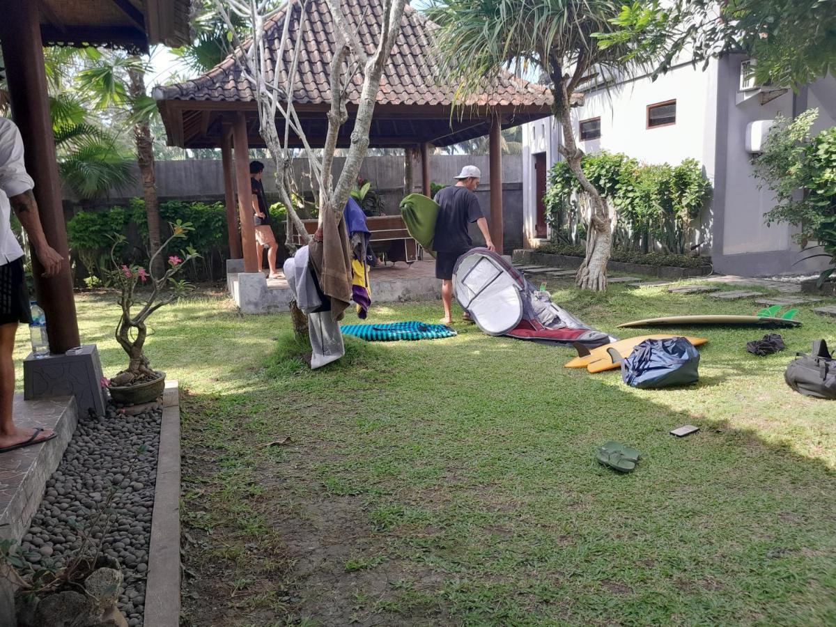 Khalisha Villa Airsatang Exterior foto