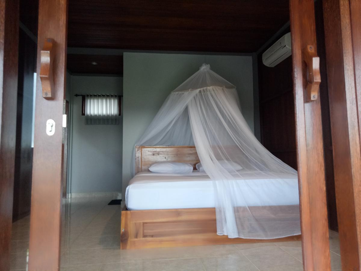 Khalisha Villa Airsatang Exterior foto