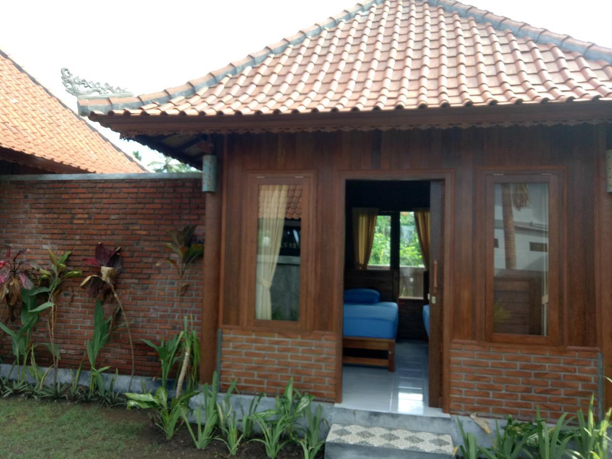 Khalisha Villa Airsatang Exterior foto