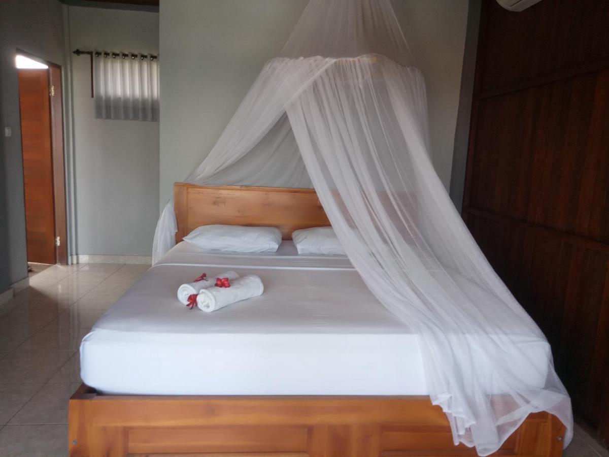 Khalisha Villa Airsatang Exterior foto